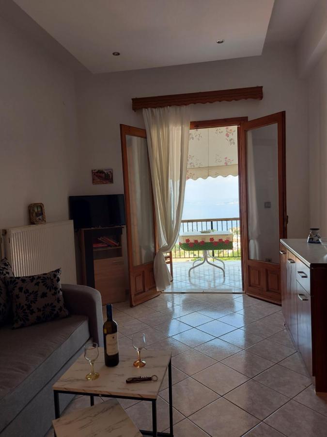 George'S Apartment Loutraki  Exteriér fotografie